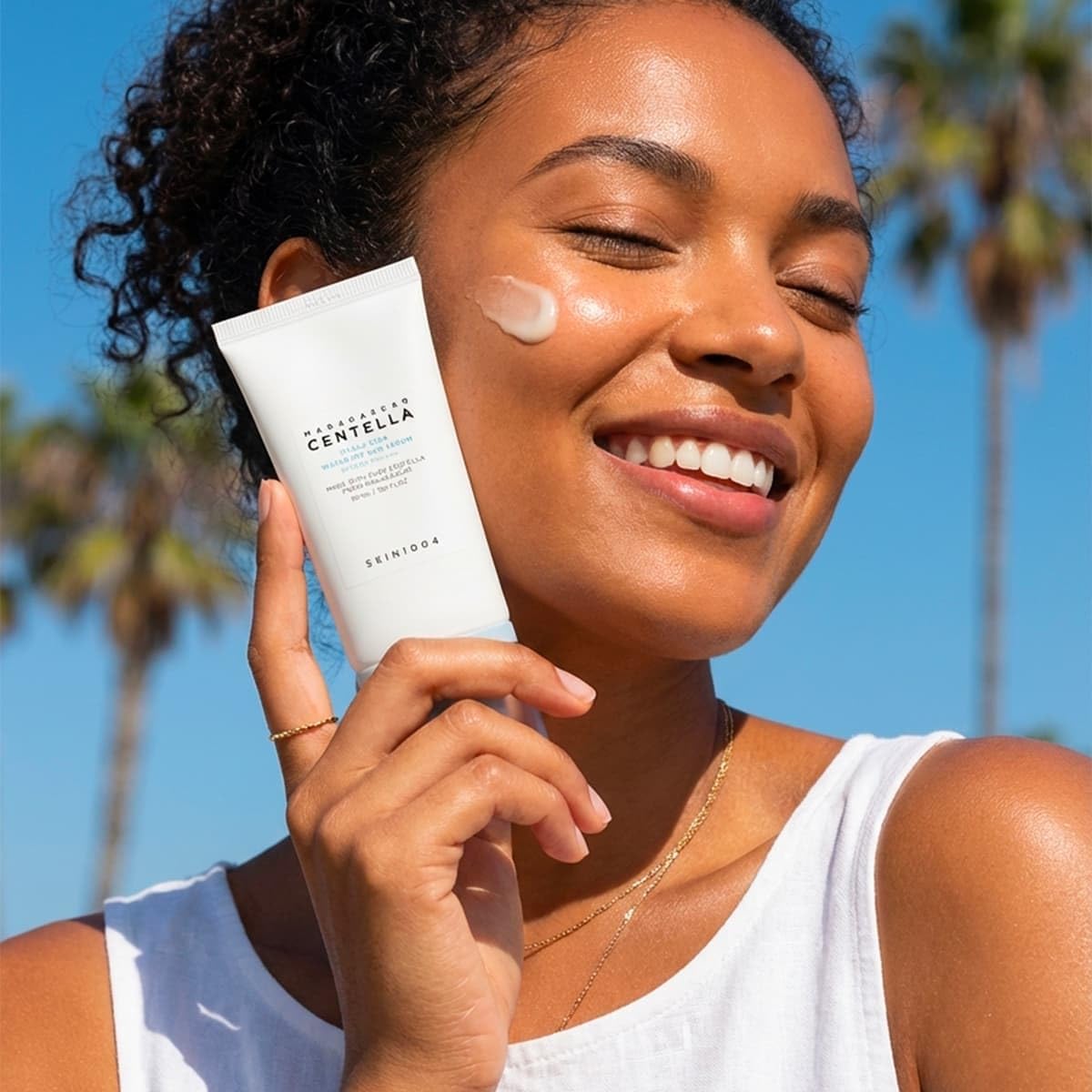 SKIN1004 Madagascar Centella Hyalu-Cica Water-Fit Sun Serum SPF50+ (50ml)
